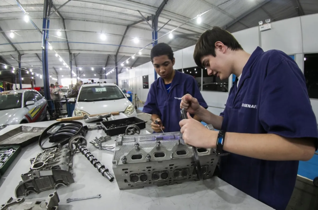 cursos-de-mecanica-automotiva-capa